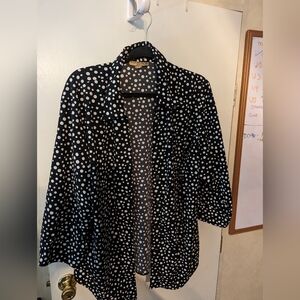 Notations 3X Black And White Polka Dot Button Up Three Quarter Sleeves